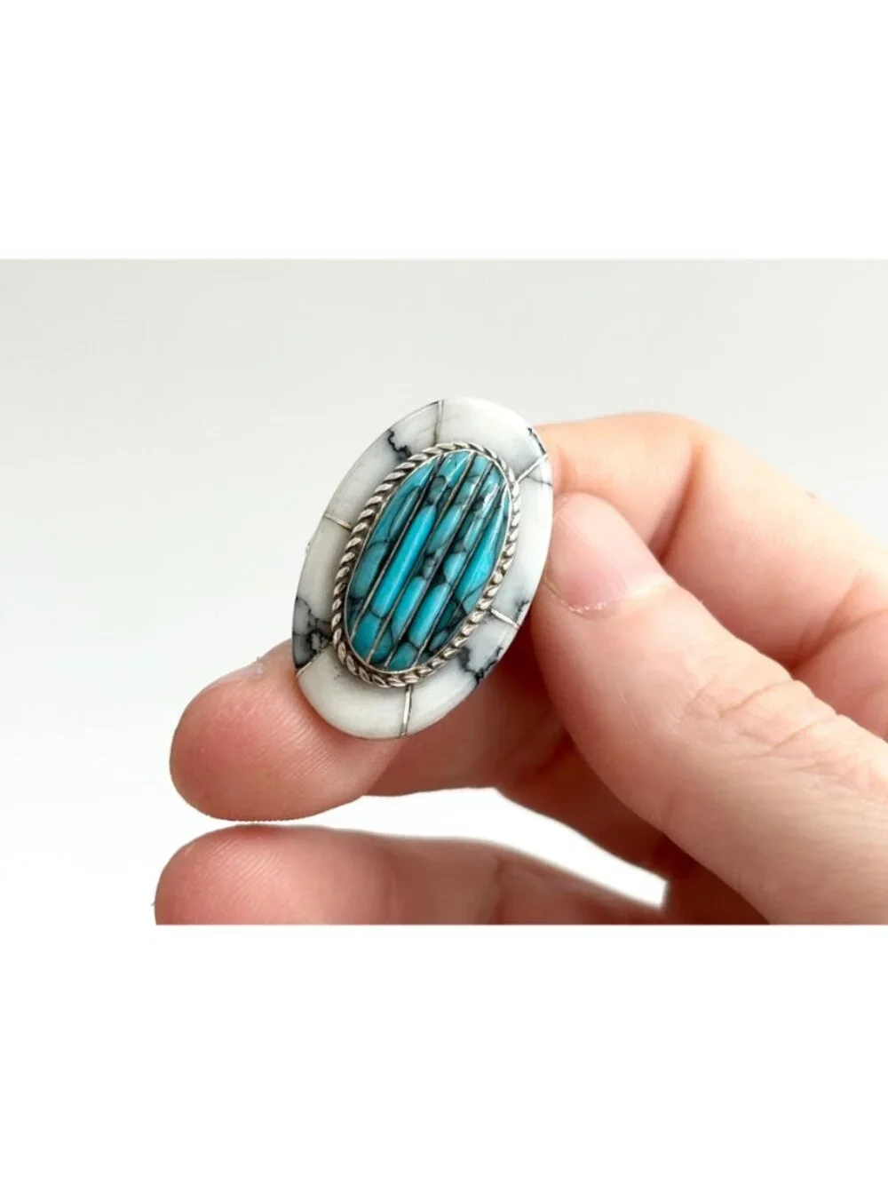White Buffalo Turquoise Oval Jumbo Sterling Silver 925 Vintage Ring - sz 8